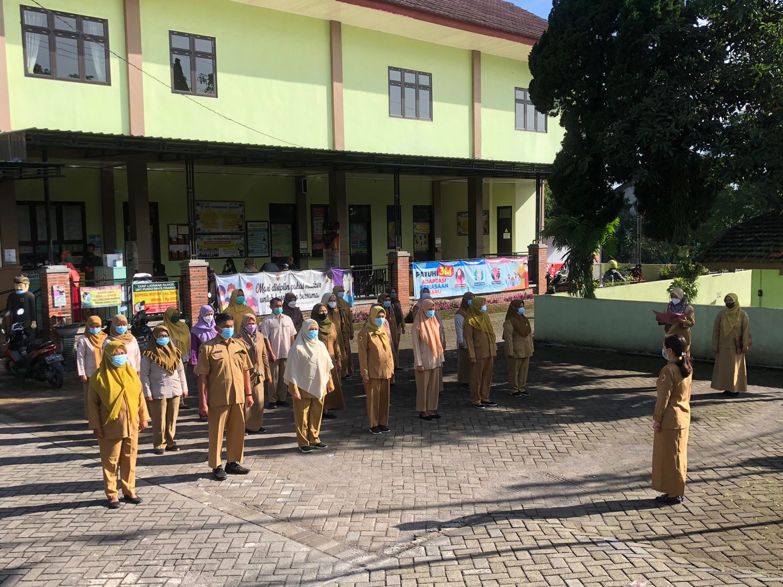 APEL PAGI RUTIN KARYAWAN UPT PUSKESMAS TRAWAS