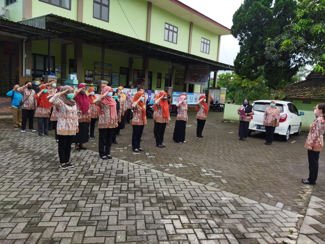 APEL PAGI UPT PUSKESMAS TRAWAS PADA HARI JADI KAB.  MOJOKERTO KE 729